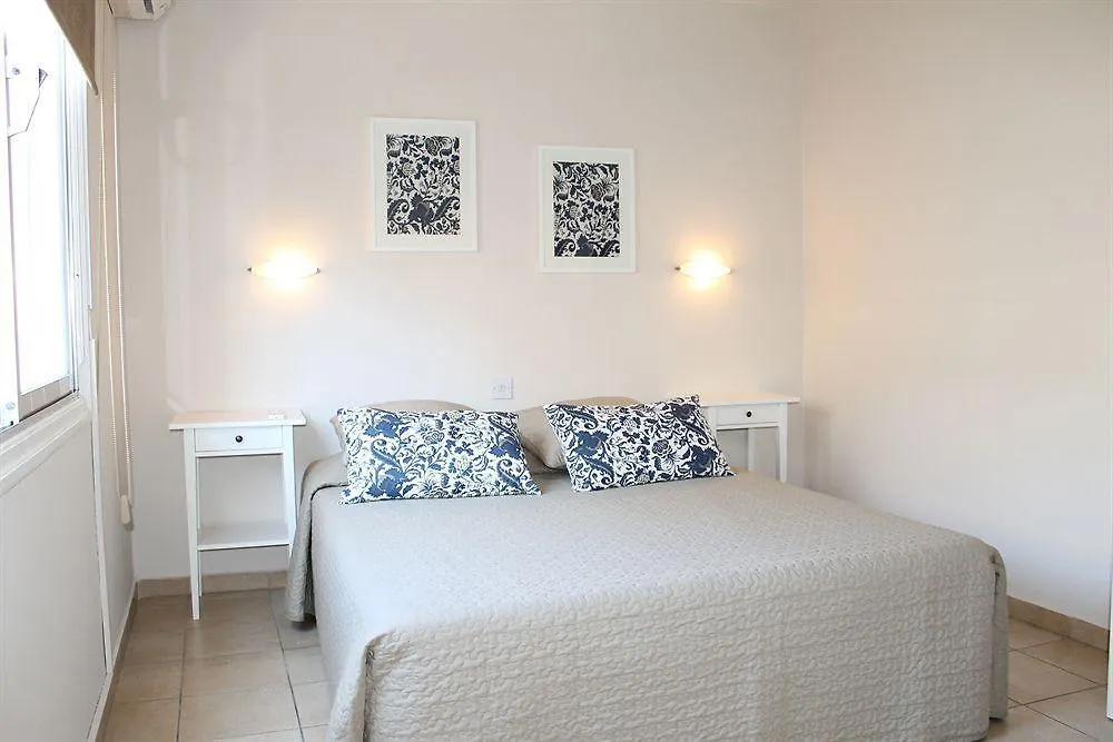 Roseum Boutique Hotel Larnaca 3*,