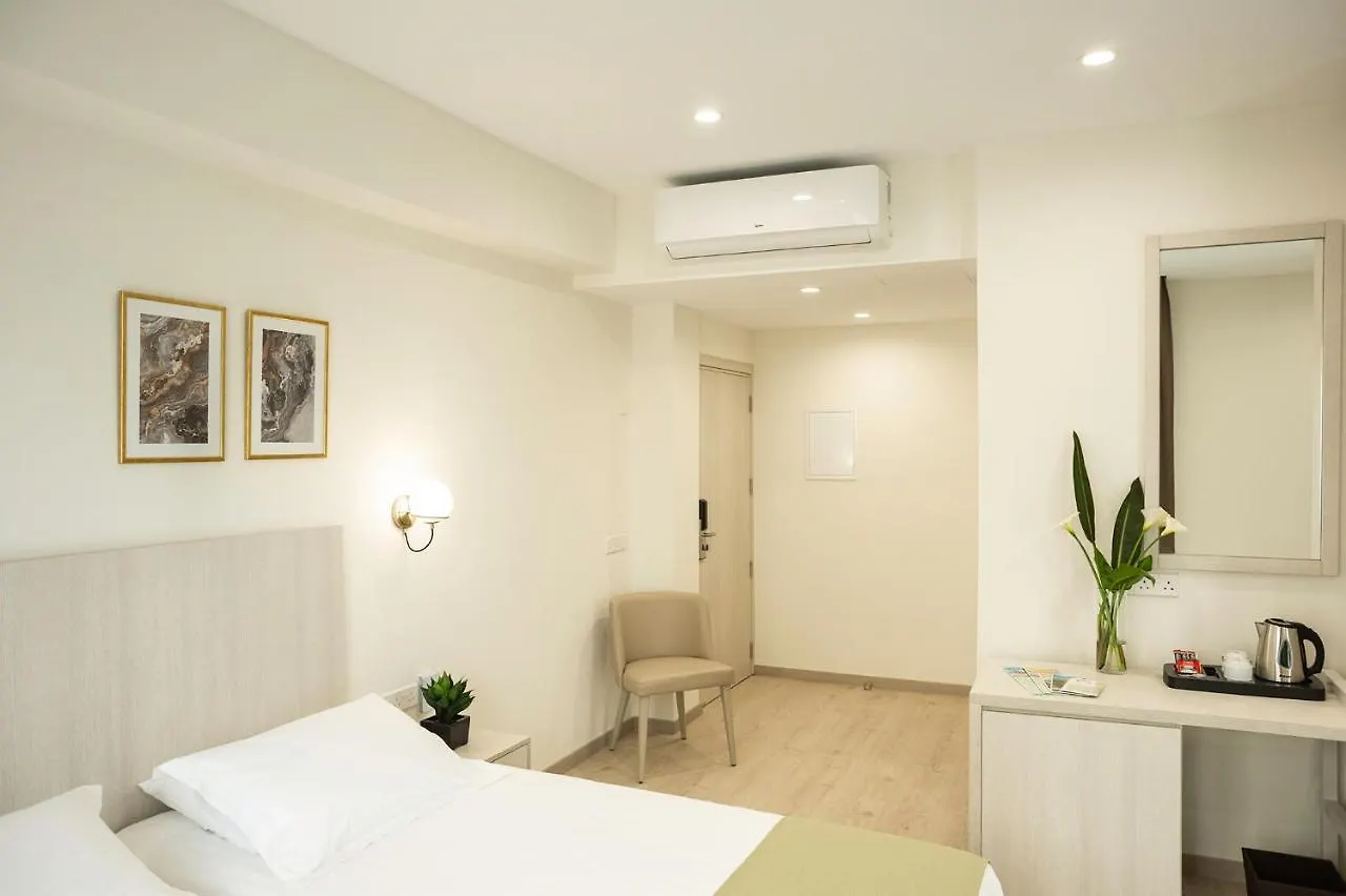 Roseum Boutique Hotel Larnaca 3*,
