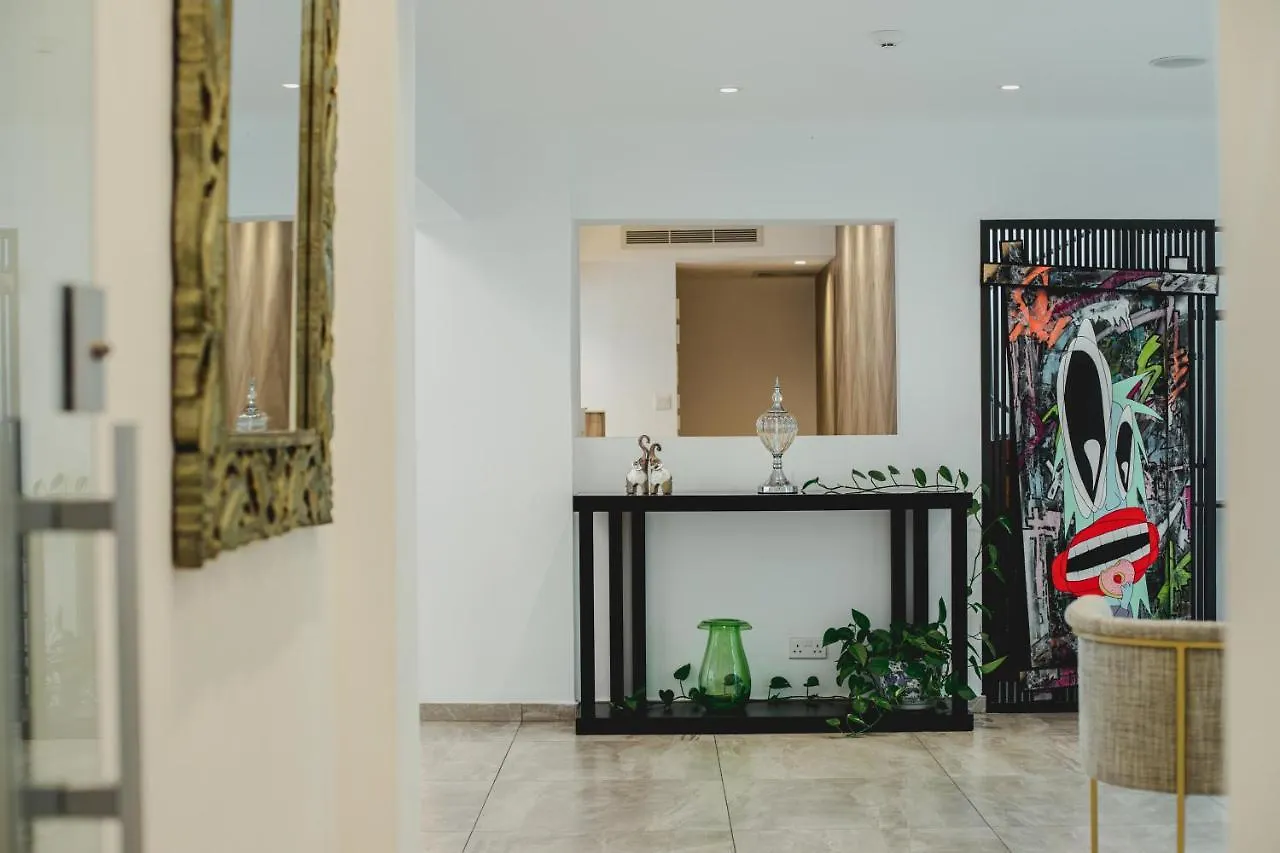 Roseum Boutique Hotel Larnaca 3*,